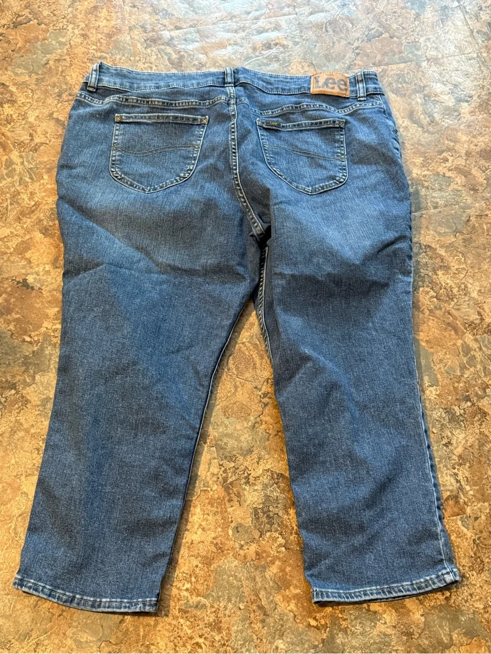 Lee Women’s 20 WM Dark Blue Crop Jeans Small Stain